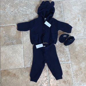 NWT BabyGap navy knit 0-3m sweater/pants/footies